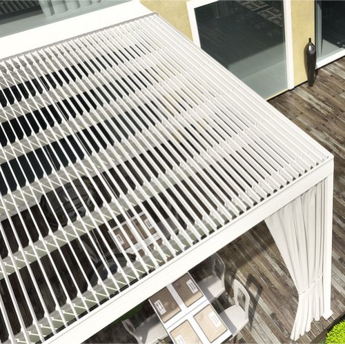 PERGOLA A LAMELLE LONGWAY ADDOSSATA